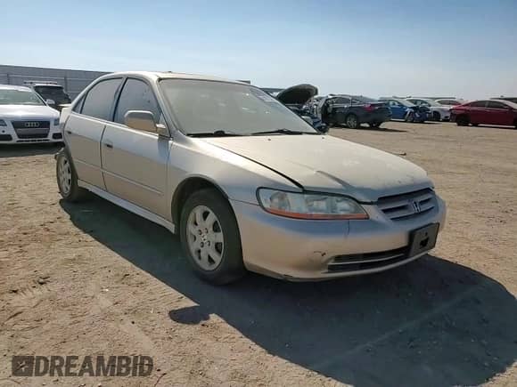 2001 Honda Accord EX с VIN JHMCG658X1C025576, выставлен на аукционе Copart как лот 68723855 с пробегом 284 790 миль миль и Списание • Salvage title. История ставок и продаж доступна на DreamBid. Изображение 13.