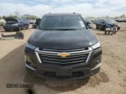 ✅ 2023 Chevrolet Traverse LT Cloth • VIN: 1GNEVGKW1PJ131631 • Lot: 84880415. Wystawiony na Copart z przebiegiem 69 568 mil. Bezpłatny archiwum sprzedaży aukcyjnych z USA i szczegółowy raport historii pojazdu na DreamBid. Zdjęcie 5.