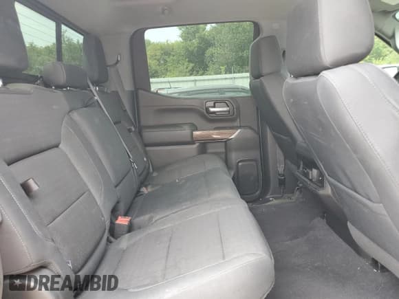 ✅ 2019 Chevrolet Silverado 1500 RST • VIN: 3GCUYEED9KG257238 • Lot: 66972304. Wystawiony na Copart z przebiegiem 100 578 mil. Bezpłatny archiwum sprzedaży aukcyjnych z USA i szczegółowy raport historii pojazdu na DreamBid. Zdjęcie 10.