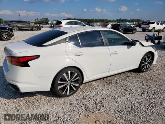 ✅ 2022 Nissan Altima SR • VIN: 1N4BL4CV3NN346025 • Lot: 83981225. Wystawiony na Copart z przebiegiem 42 166 mil. Bezpłatny archiwum sprzedaży aukcyjnych z USA i szczegółowy raport historii pojazdu na DreamBid. Zdjęcie 3.