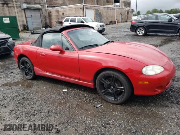 ✅ 2004 Mazda MX-5 Miata Cloth • VIN: JM1NB353940400150 • Lot: 72049764. Wystawiony na Copart z przebiegiem 176 924 mil. Bezpłatny archiwum sprzedaży aukcyjnych z USA i szczegółowy raport historii pojazdu na DreamBid. Zdjęcie 4.
