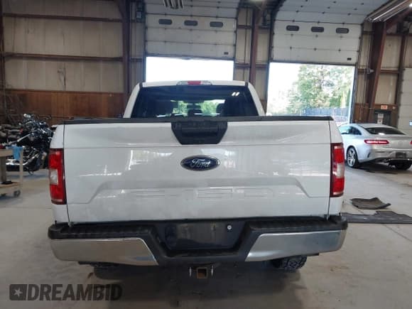 ✅ 2019 Ford F-150 XL • VIN: 1FTFX1E55KKC06597 • Lot: 43227795. Listed on IAAI with 234,069 mi. Free auction sales archive from the USA and detailed vehicle history report at DreamBid. Image 16.