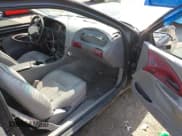 ✅ 1997 Ford Thunderbird LX • VIN: 1FALP62W8VH148943 • Lot: 39864407. Wystawiony na IAAI z przebiegiem 191 279 mil. Bezpłatny archiwum sprzedaży aukcyjnych z USA i szczegółowy raport historii pojazdu na DreamBid. Zdjęcie 5.