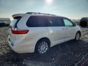 ✅ 2015 Toyota Sienna XLE • VIN: 5TDDK3DC6FS127908 • Лот: 86880825. Опубликован ранее на Copart с пробегом 135 386 миль. Бесплатный доступ к архиву аукционных продаж из США и подробный отчёт об истории автомобиля на DreamBid. Изображение 3.