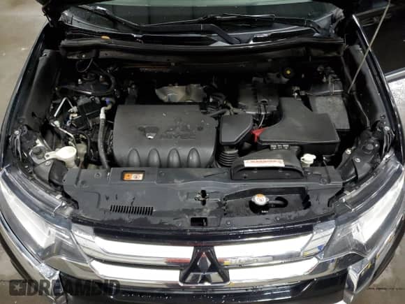 2016 Mitsubishi Outlander SE с VIN JA4AZ3A33GZ057264, выставлен на аукционе Copart как лот 69369875 с пробегом 162 081 миль миль и Списание • Salvage title. История ставок и продаж доступна на DreamBid. Изображение 12.