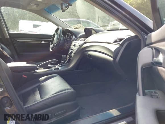 ✅ 2013 Acura TL • VIN: 19UUA8F2XDA003348 • Lot: 42647319. Listed on IAAI with 146,140 mi. Free auction sales archive from the USA and detailed vehicle history report at DreamBid. Image 5.