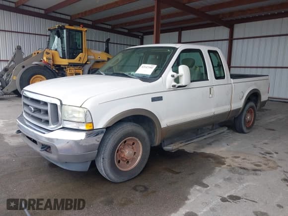 ✅ 2004 Ford F-250 XL • VIN: 1FTNX20L84EB98035 • Лот: 42147102. Опубликован ранее на IAAI с пробегом 184 136 миль. Бесплатный доступ к архиву аукционных продаж из США и подробный отчёт об истории автомобиля на DreamBid. Изображение 2.