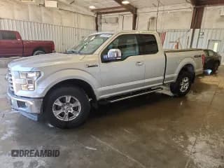 ✅ 2017 Ford F-150 XL • VIN: 1FTFX1EF0HFC20708 • Lot: 84249435. Listed on Copart with 114,215 mi. Free auction sales archive from the USA and detailed vehicle history report at DreamBid. Image 1.
