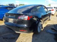 ✅ 2022 Tesla Model 3 • VIN: 5YJ3E1EA7NF189499 • Lot: 43100003. Wystawiony na IAAI z przebiegiem Nie podano. Bezpłatny archiwum sprzedaży aukcyjnych z USA i szczegółowy raport historii pojazdu na DreamBid. Zdjęcie 4.