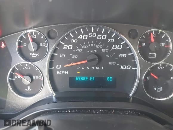 ✅ 2020 Chevrolet Express Passenger LT • VIN: 1GAZGPFG1L1201171 • Lot: 41808195. Listed on IAAI with 69,889 mi. Free auction sales archive from the USA and detailed vehicle history report at DreamBid. Image 15.