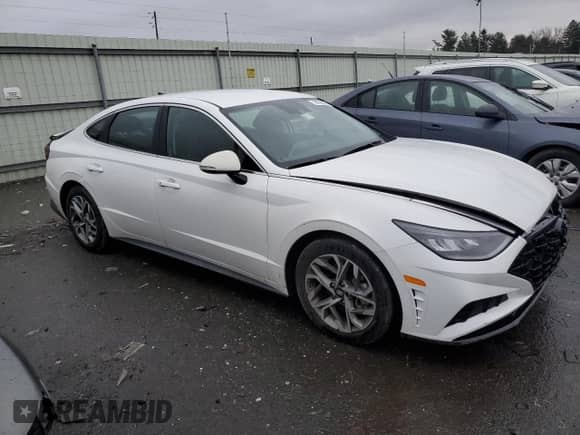 ✅ 2022 Hyundai Sonata SEL • VIN: KMHL64JA2NA178189 • Lot: 36744943. Listed on Copart with 14,429 mi miles. Access the free auction sales archive from the USA and view a detailed vehicle history report at DreamBid. Image 4.