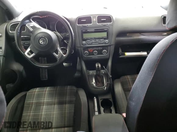 ✅ 2011 Volkswagen Golf GTI PZEV • VIN: WVWFD7AJ8BW190192 • Лот: 51864695. Опубликован ранее на Copart с пробегом 117 792 миль. Бесплатный доступ к архиву аукционных продаж из США и подробный отчёт об истории автомобиля на DreamBid. Изображение 8.