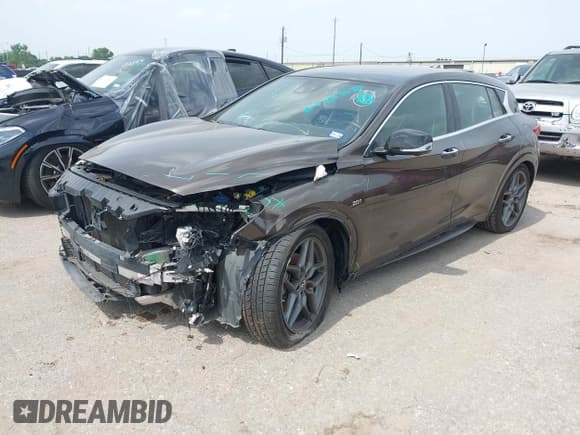 ✅ 2017 Infiniti QX30 • VIN: SJKCH5CP9HA031861 • Лот: 42623670. Опубликован ранее на IAAI с пробегом 102 651 миль. Бесплатный доступ к архиву аукционных продаж из США и подробный отчёт об истории автомобиля на DreamBid. Изображение 17.