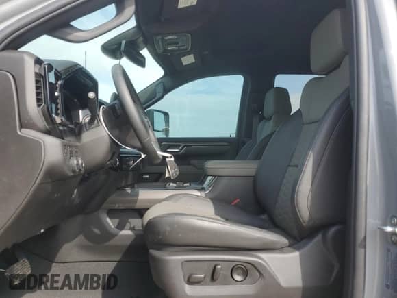 2024 Chevrolet Silverado 2500HD ZR2 с VIN 1GC4YYEY3RF447231, выставлен на аукционе Copart как лот 42807575 с пробегом Не указан миль и На запчасти • Non repairable. История ставок и продаж доступна на DreamBid. Изображение 7.