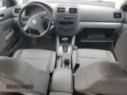 ✅ 2006 Volkswagen Jetta 2.5L • VIN: 3VWRG71K26M690381 • Лот: 85583905. Опубликован ранее на Copart с пробегом 175 865 миль. Бесплатный доступ к архиву аукционных продаж из США и подробный отчёт об истории автомобиля на DreamBid. Изображение 8.