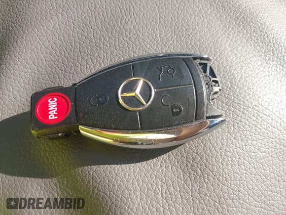 ✅ 2008 Mercedes-Benz S 550 • VIN: WDDNG71X38A227586 • Lot: 42939050. Wystawiony na IAAI z przebiegiem Nie podano. Bezpłatny archiwum sprzedaży aukcyjnych z USA i szczegółowy raport historii pojazdu na DreamBid. Zdjęcie 11.