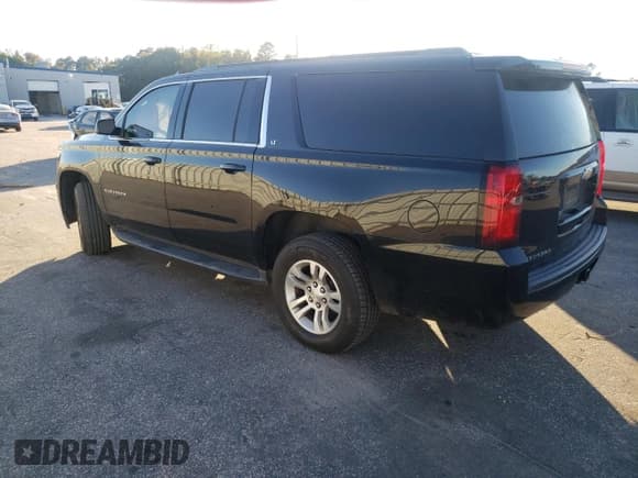 ✅ 2018 Chevrolet Suburban LT • VIN: 1GNSCHKC4JR143804 • Lot: 77178024. Wystawiony na Copart z przebiegiem 139 092 mil. Bezpłatny archiwum sprzedaży aukcyjnych z USA i szczegółowy raport historii pojazdu na DreamBid. Zdjęcie 2.