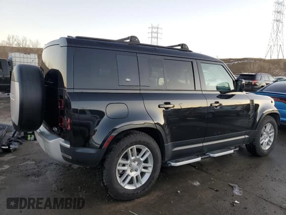 ✅ 2020 Land Rover Defender S • VIN: SALEJ7EX4L2021419 • Lot: 84061984. Wystawiony na Copart z przebiegiem 32 815 mil. Bezpłatny archiwum sprzedaży aukcyjnych z USA i szczegółowy raport historii pojazdu na DreamBid. Zdjęcie 3.