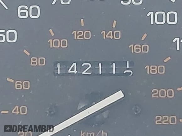 ✅ 1991 Lexus ES 250 • VIN: JT8VV22T3M0146925 • Lot: 43716160. Listed on IAAI with 142,112 mi. Free auction sales archive from the USA and detailed vehicle history report at DreamBid. Image 7.