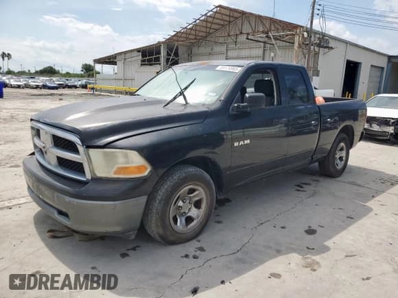 ✅ 2009 Dodge 1500 ST • VIN: 1D3HB18K19S787252 • Lot: 59174965. Wystawiony na Copart z przebiegiem 153 508 mil. Bezpłatny archiwum sprzedaży aukcyjnych z USA i szczegółowy raport historii pojazdu na DreamBid. Zdjęcie 1.