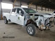 ✅ 2024 Chevrolet Silverado 2500HD Work Truck • VIN: 1GC4WLE77RF367575 • Лот: 56151685. Опубликован ранее на Copart с пробегом 14 882 миль. Бесплатный доступ к архиву аукционных продаж из США и подробный отчёт об истории автомобиля на DreamBid. Изображение 4.