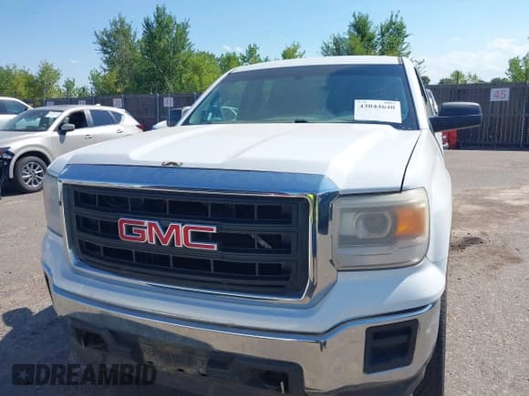 ✅ 2014 GMC Sierra 1500 • VIN: 1GTV2TEC9EZ194969 • Lot: 43044640. Wystawiony na IAAI z przebiegiem 163 800 mil. Bezpłatny archiwum sprzedaży aukcyjnych z USA i szczegółowy raport historii pojazdu na DreamBid. Zdjęcie 12.