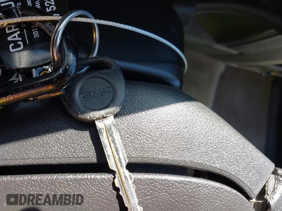 ✅ 2005 GMC Canyon 1SE SLE Z71 • VIN: 1GTDS136X58221132 • Лот: 42520134. Опубликован ранее на IAAI с пробегом 129 830 миль. Бесплатный доступ к архиву аукционных продаж из США и подробный отчёт об истории автомобиля на DreamBid. Изображение 11.