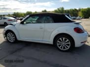 ✅ 2017 Volkswagen Beetle S • VIN: 3VW517AT2HM825130 • Лот: 66038465. Опубликован ранее на Copart с пробегом 130 427 миль. Бесплатный доступ к архиву аукционных продаж из США и подробный отчёт об истории автомобиля на DreamBid. Изображение 2.