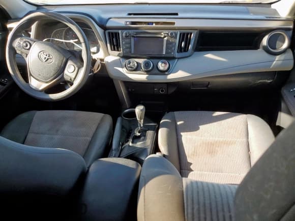 ✅ 2013 Toyota RAV4 LE • VIN: 2T3ZFREV8DW018729 • Lot: 90875515. Wystawiony na Copart z przebiegiem 177 873 mil. Bezpłatny archiwum sprzedaży aukcyjnych z USA i szczegółowy raport historii pojazdu na DreamBid. Zdjęcie 8.