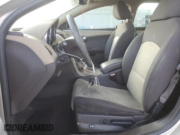 ✅ 2011 Chevrolet Malibu 1LS • VIN: 1G1ZB5E11BF196118 • Lot: 68536004. Listed on Copart with 89,320 mi. Free auction sales archive from the USA and detailed vehicle history report at DreamBid. Image 7.