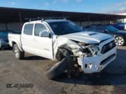 ✅ 2015 Toyota Tacoma PreRunner • VIN: 3TMJU4GN9FM176780 • Lot: 43704666. Wystawiony na IAAI z przebiegiem 193 692 mil. Bezpłatny archiwum sprzedaży aukcyjnych z USA i szczegółowy raport historii pojazdu na DreamBid. Zdjęcie 1.
