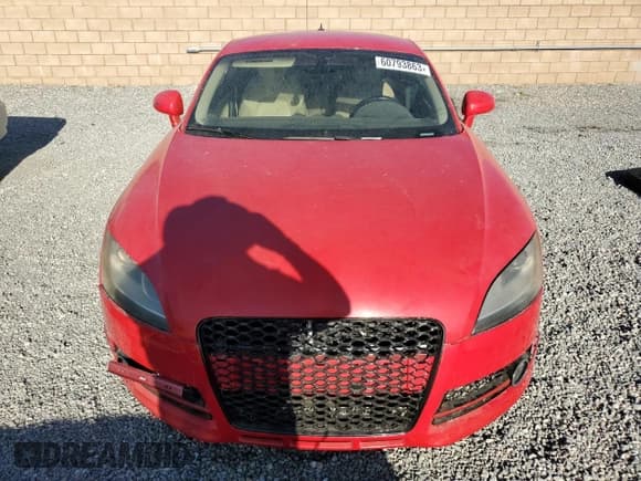 ✅ 2008 Audi TT 3.2L • VIN: TRUDD38J881004197 • Lot: 60793863. Wystawiony na Copart z przebiegiem 145 241 mil. Bezpłatny archiwum sprzedaży aukcyjnych z USA i szczegółowy raport historii pojazdu na DreamBid. Zdjęcie 5.