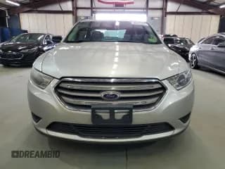 ✅ 2016 Ford Taurus SE • VIN: 1FAHP2D82GG102742 • Лот: 90435725. Опубликован ранее на Copart с пробегом 130 509 миль. Бесплатный доступ к архиву аукционных продаж из США и подробный отчёт об истории автомобиля на DreamBid. Изображение 5.