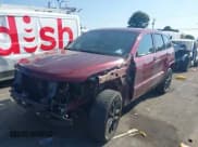 ✅ 2018 Jeep Grand Cherokee Laredo E • VIN: 1C4RJFAG9JC249352 • Lot: 43183145. Wystawiony na IAAI z przebiegiem 135 363 mil. Bezpłatny archiwum sprzedaży aukcyjnych z USA i szczegółowy raport historii pojazdu na DreamBid. Zdjęcie 2.