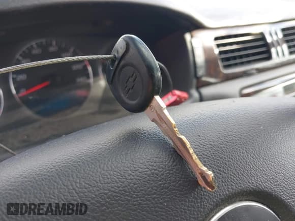 ✅ 2014 Chevrolet Impala LT • VIN: 2G1WB5E36E1142958 • Лот: 43312544. Опубликован ранее на IAAI с пробегом 168 519 миль. Бесплатный доступ к архиву аукционных продаж из США и подробный отчёт об истории автомобиля на DreamBid. Изображение 11.