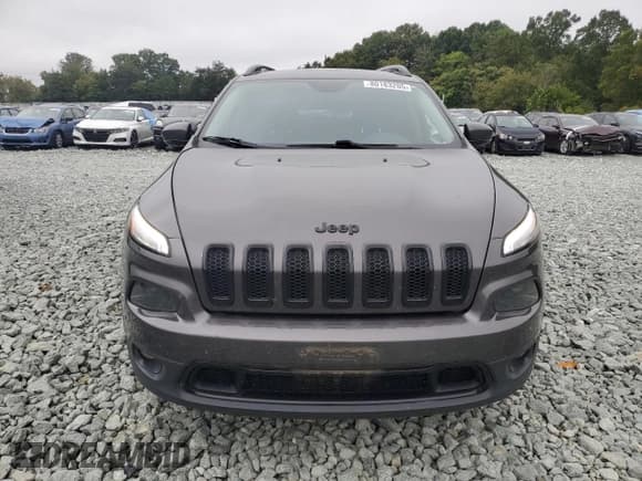 ✅ 2018 Jeep Cherokee Limited • VIN: 1C4PJMDB3JD571118 • Лот: 80183205. Опубликован ранее на Copart с пробегом 126 230 миль. Бесплатный доступ к архиву аукционных продаж из США и подробный отчёт об истории автомобиля на DreamBid. Изображение 5.