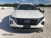 ✅ 2023 Hyundai Tucson SEL • VIN: 5NMJF3AE5PH225992 • Lot: 69903184. Wystawiony na Copart z przebiegiem 13 970 mil. Bezpłatny archiwum sprzedaży aukcyjnych z USA i szczegółowy raport historii pojazdu na DreamBid. Zdjęcie 5.