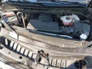 ✅ 2025 GMC Yukon • VIN: 1GKS2ERL2SR277071 • Лот: 43040710. Опубликован ранее на IAAI с пробегом 5 942 миль. Бесплатный доступ к архиву аукционных продаж из США и подробный отчёт об истории автомобиля на DreamBid. Изображение 10.