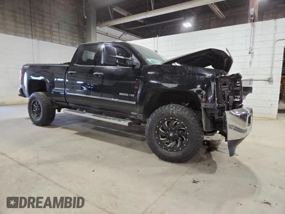 ✅ 2015 Chevrolet Silverado 2500HD LT • VIN: 1GC2KVEG2FZ135376 • Лот: 91713665. Опубликован ранее на Copart с пробегом 99 448 миль. Бесплатный доступ к архиву аукционных продаж из США и подробный отчёт об истории автомобиля на DreamBid. Изображение 4.
