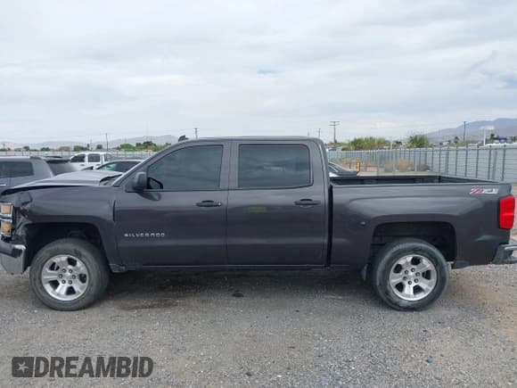 ✅ 2014 Chevrolet Silverado 1500 LT • VIN: 3GCUKREC7EG561639 • Lot: 42020364. Wystawiony na IAAI z przebiegiem 154 785 mil. Bezpłatny archiwum sprzedaży aukcyjnych z USA i szczegółowy raport historii pojazdu na DreamBid. Zdjęcie 14.