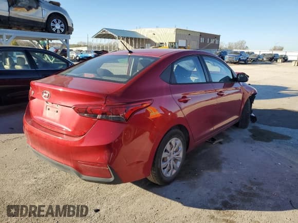 ✅ 2019 Hyundai Accent SE • VIN: 3KPC24A34KE059800 • Лот: 80217114. Опубликован ранее на Copart с пробегом 117 694 миль. Бесплатный доступ к архиву аукционных продаж из США и подробный отчёт об истории автомобиля на DreamBid. Изображение 3.