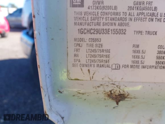 ✅ 2003 Chevrolet Silverado 2500HD LS • VIN: 1GCHC29U33E155032 • Lot: 43652498. Wystawiony na IAAI z przebiegiem Nie podano. Bezpłatny archiwum sprzedaży aukcyjnych z USA i szczegółowy raport historii pojazdu na DreamBid. Zdjęcie 9.