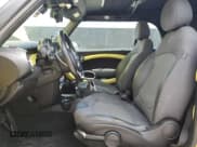 ✅ 2009 MINI Convertible • VIN: WMWMR33539TU95173 • Лот: 64999915. Опубликован ранее на Copart с пробегом 110 262 миль. Бесплатный доступ к архиву аукционных продаж из США и подробный отчёт об истории автомобиля на DreamBid. Изображение 7.