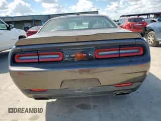 2018 Dodge Challenger SXT Plus z VIN 2C3CDZAGXJH242586, wystawiony jako Copart lot #85160745 z przebiegiem 115 850 mil mil oraz Czysty tytuł • Clean title. Historia ofert i sprzedaży dostępna na DreamBid. Obrazek 6.