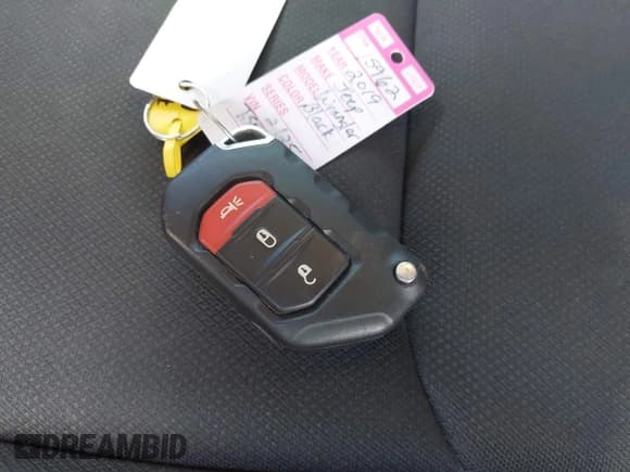 ✅ 2019 Jeep Wrangler Unlimited Sport S • VIN: 1C4HJXDNXKW682125 • Лот: 43411972. Опубликован ранее на IAAI с пробегом 77 363 миль. Бесплатный доступ к архиву аукционных продаж из США и подробный отчёт об истории автомобиля на DreamBid. Изображение 11.