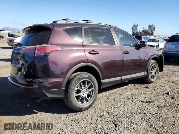 ✅ 2017 Toyota RAV4 LE • VIN: 2T3ZFREV1HW364627 • Lot: 84963415. Wystawiony na Copart z przebiegiem 44 259 mil. Bezpłatny archiwum sprzedaży aukcyjnych z USA i szczegółowy raport historii pojazdu na DreamBid. Zdjęcie 3.