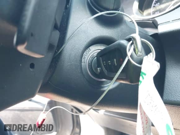 2020 Toyota Camry SE с VIN 4T1G11AK5LU875763, выставлен на аукционе IAAI как лот 43061075 с пробегом 84 575 миль миль и . История ставок и продаж доступна на DreamBid. Изображение 11.