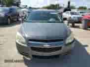 2008 Chevrolet Malibu 1LS z VIN 1G1ZG57B98F152027, wystawiony jako Copart lot #80573775 z przebiegiem 185 239 mil mil oraz Szkoda całkowita • Salvage title. Historia ofert i sprzedaży dostępna na DreamBid. Obrazek 5.