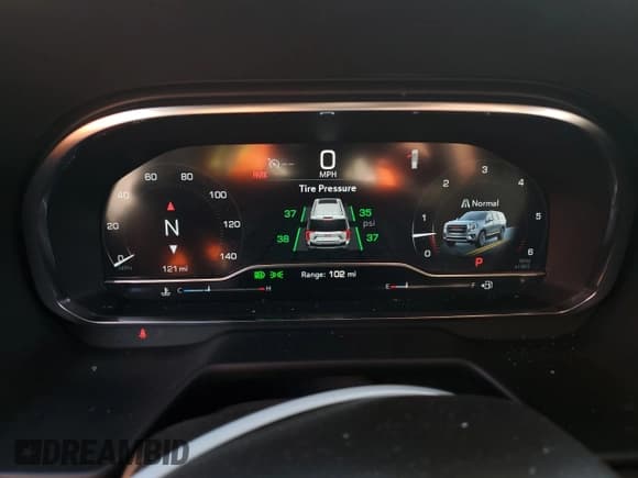 ✅ 2024 GMC Yukon XL SLT • VIN: 1GKS1GKD5RR310981 • Lot: 86094274. Wystawiony na Copart z przebiegiem 121 mil. Bezpłatny archiwum sprzedaży aukcyjnych z USA i szczegółowy raport historii pojazdu na DreamBid. Zdjęcie 9.