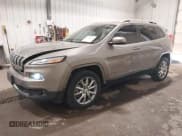 ✅ 2018 Jeep Cherokee Limited • VIN: 1C4PJMDB6JD613166 • Lot: 43260618. Wystawiony na IAAI z przebiegiem 92 627 mil. Bezpłatny archiwum sprzedaży aukcyjnych z USA i szczegółowy raport historii pojazdu na DreamBid. Zdjęcie 18.